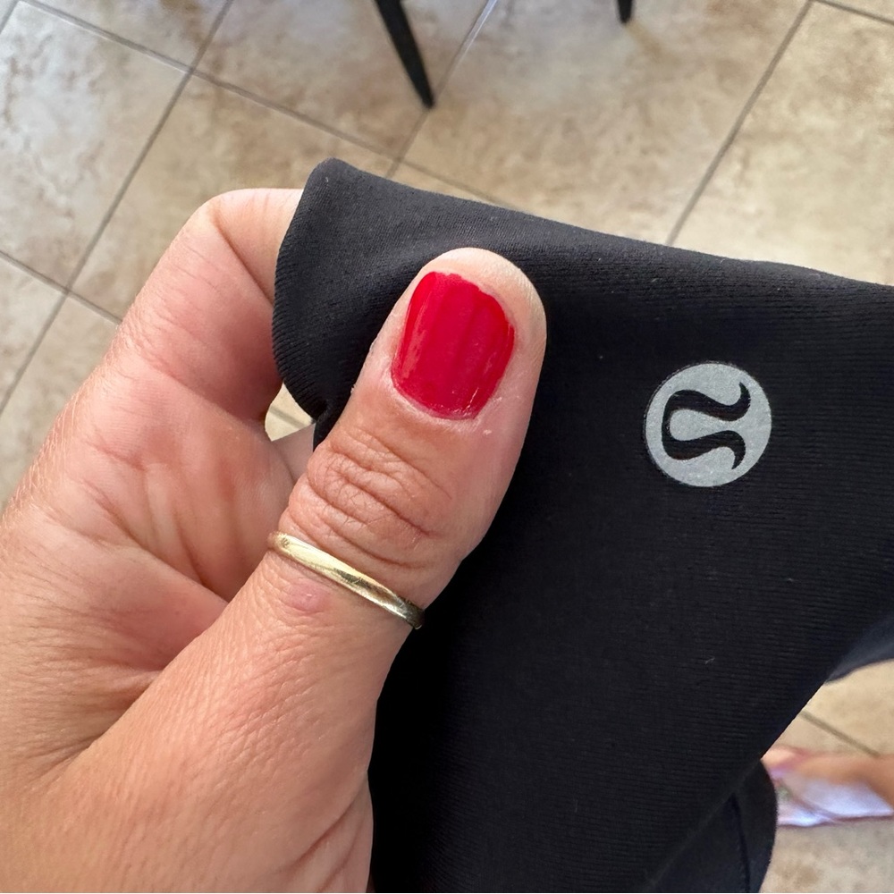 Lululemon wunder under size 6, 28 long